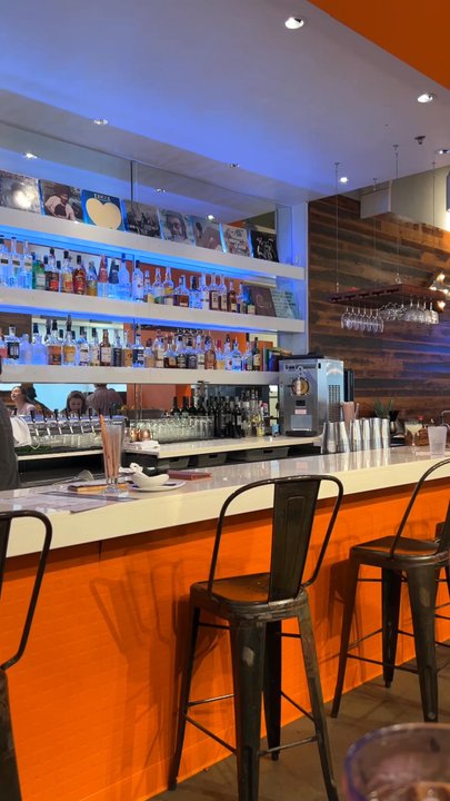 Big Orange | West Little Rock - the bar - Burgers Near Me - Little Rock, Arkansas