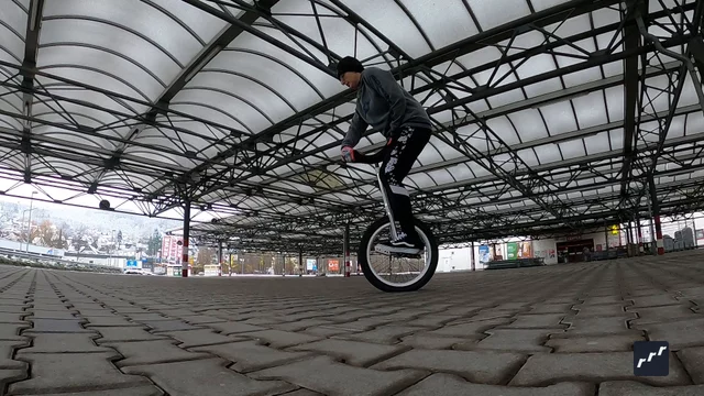 riu submission: 180 with hand on the tire