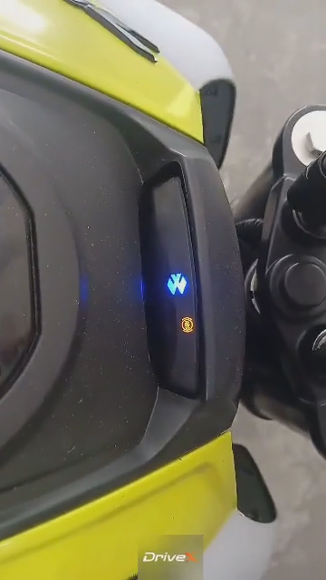 Walk-around video thumbnail