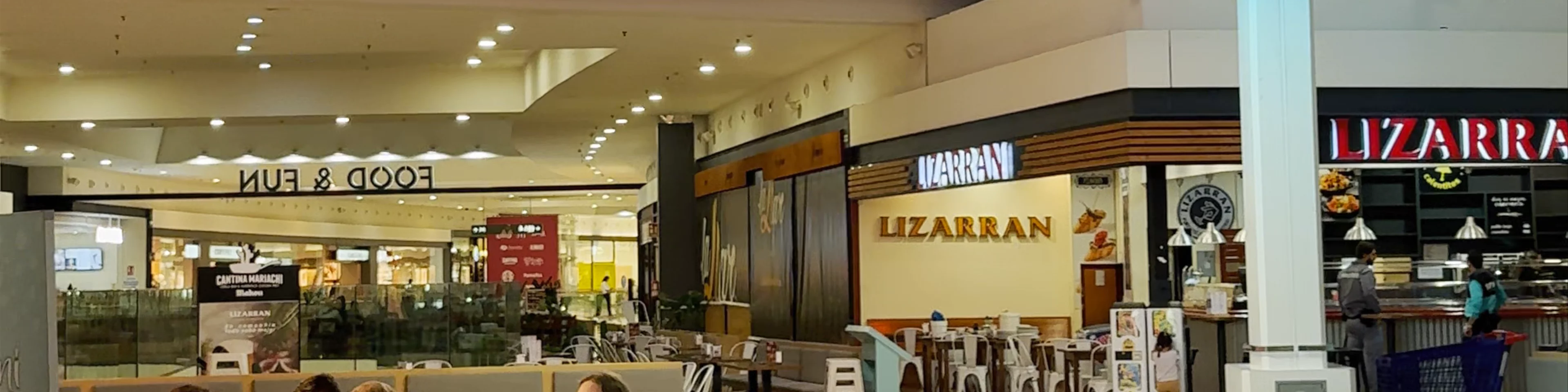 Portal de la Marina Shopping Center