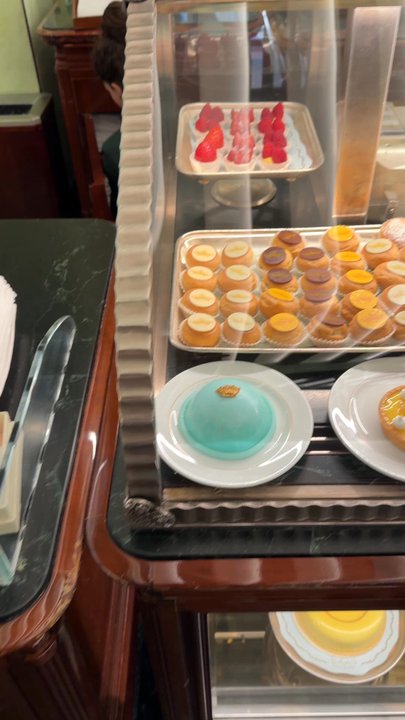 Pasticceria Marchesi - Display case - Cafes Near Me - Milan, Michigan