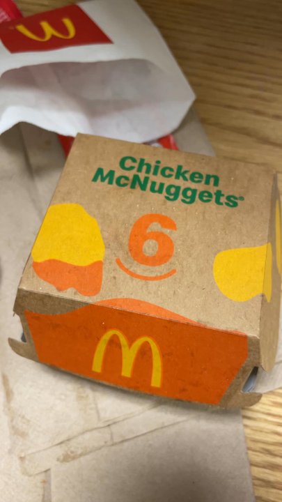 McDonald's - Ordered 6 nuggets and only got 4. - Burgers Near Me - Staten Island, New York