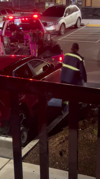 Mary's Towing - EDIT:only a couple hours later, releasing the car and allowing them to move, when it was literally up in the air about to drive away. - Towing Near Me - Everett, Washington