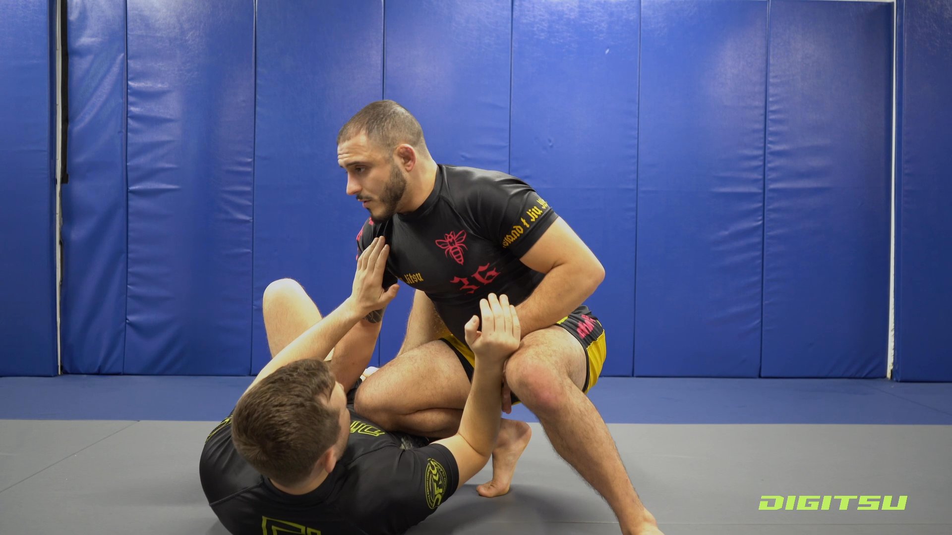 How Do I Stop Knee On Belly From Side Guard?