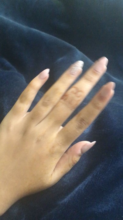 2V Nail Lounge - Nail Salons Near Me - Atlanta, Georgia