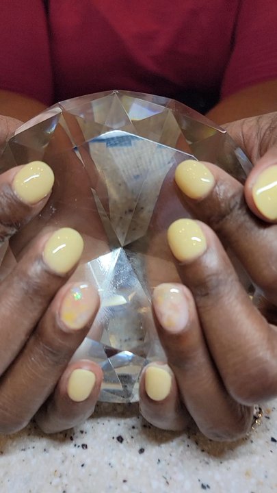 Fabulous Nails - Peter said," Let me try something." He gave me a very unique and beautiful accent nail that is SOOO me! - Nail Salons Near Me - Jupiter, Florida