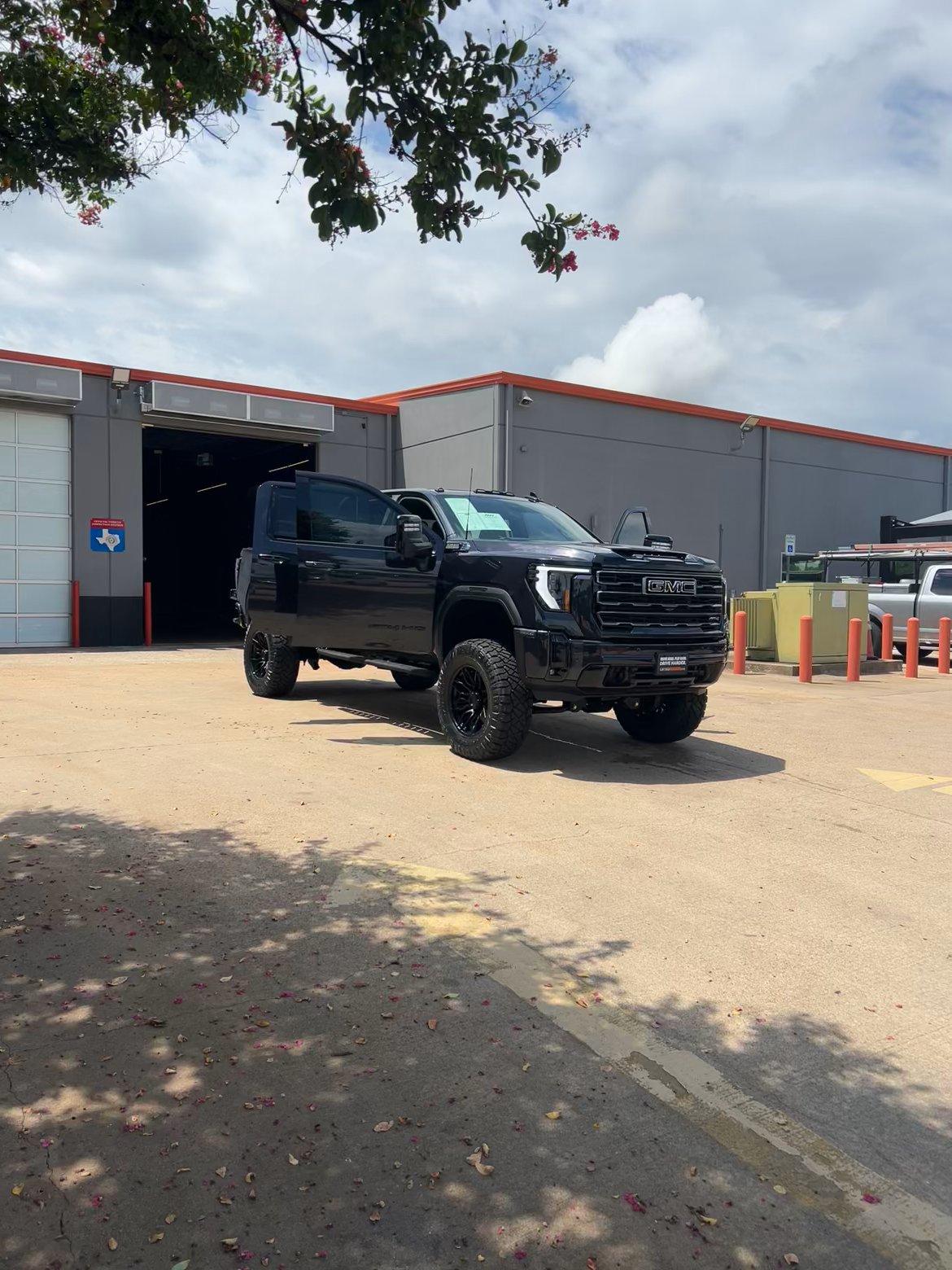 Lifted Trucks - #TX10221 - 2026 GMC Sierra 2500HD AT4 Crew Cab
