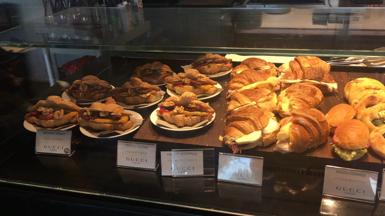 Gucci Caffè - Cafes Near Me - Leccio, FI