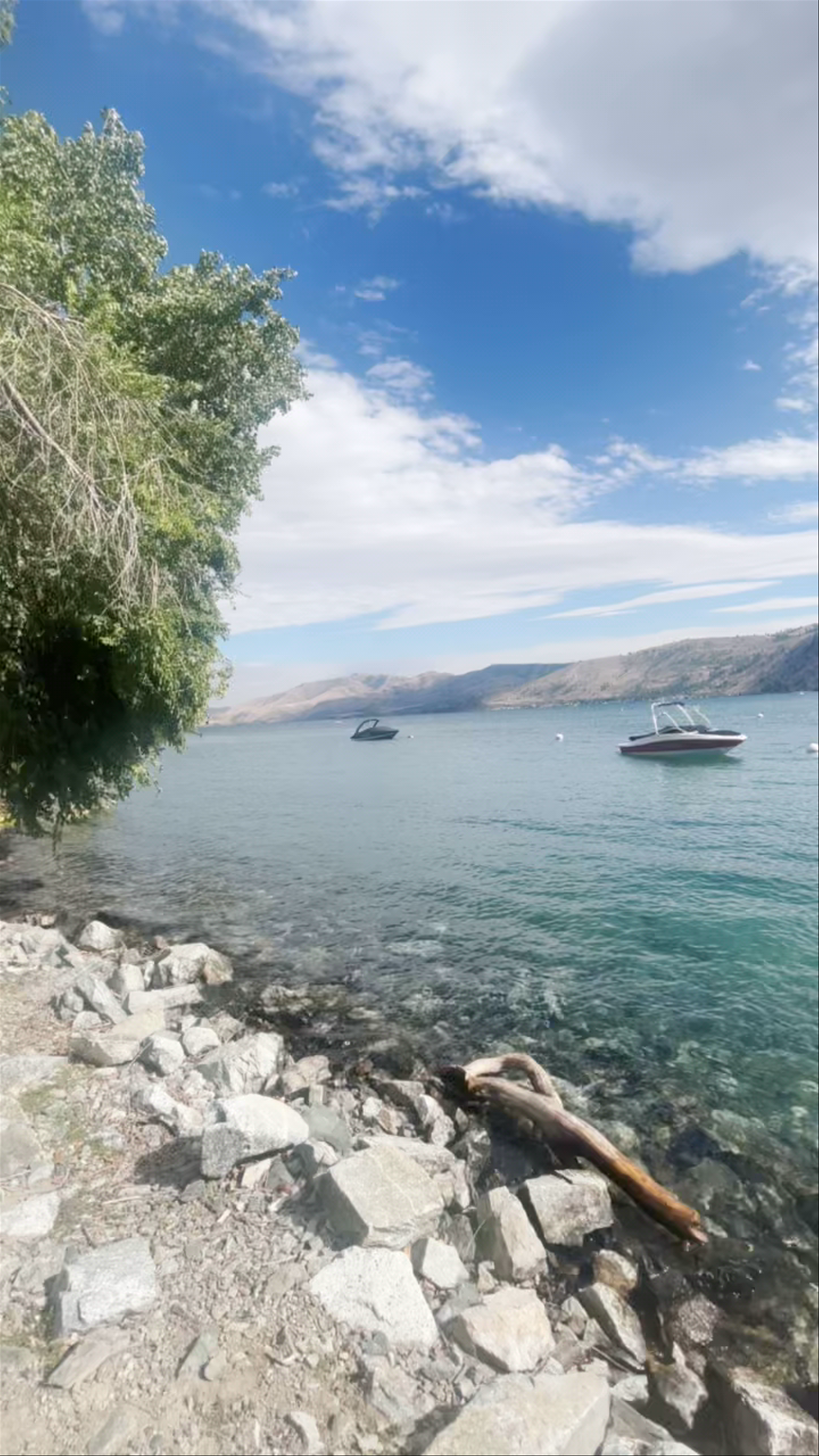 Chelan Lake