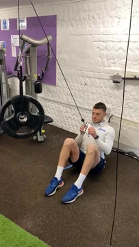 V - Seated pull down