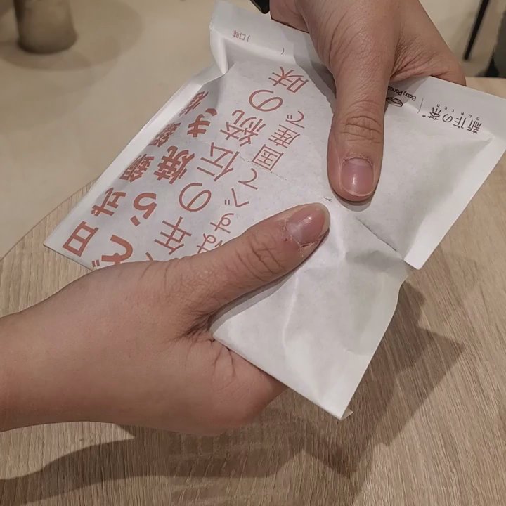 Sun Tea - This is how you split the Baby Pancake in half :D - Bubble Tea Near Me - Markham, Ontario