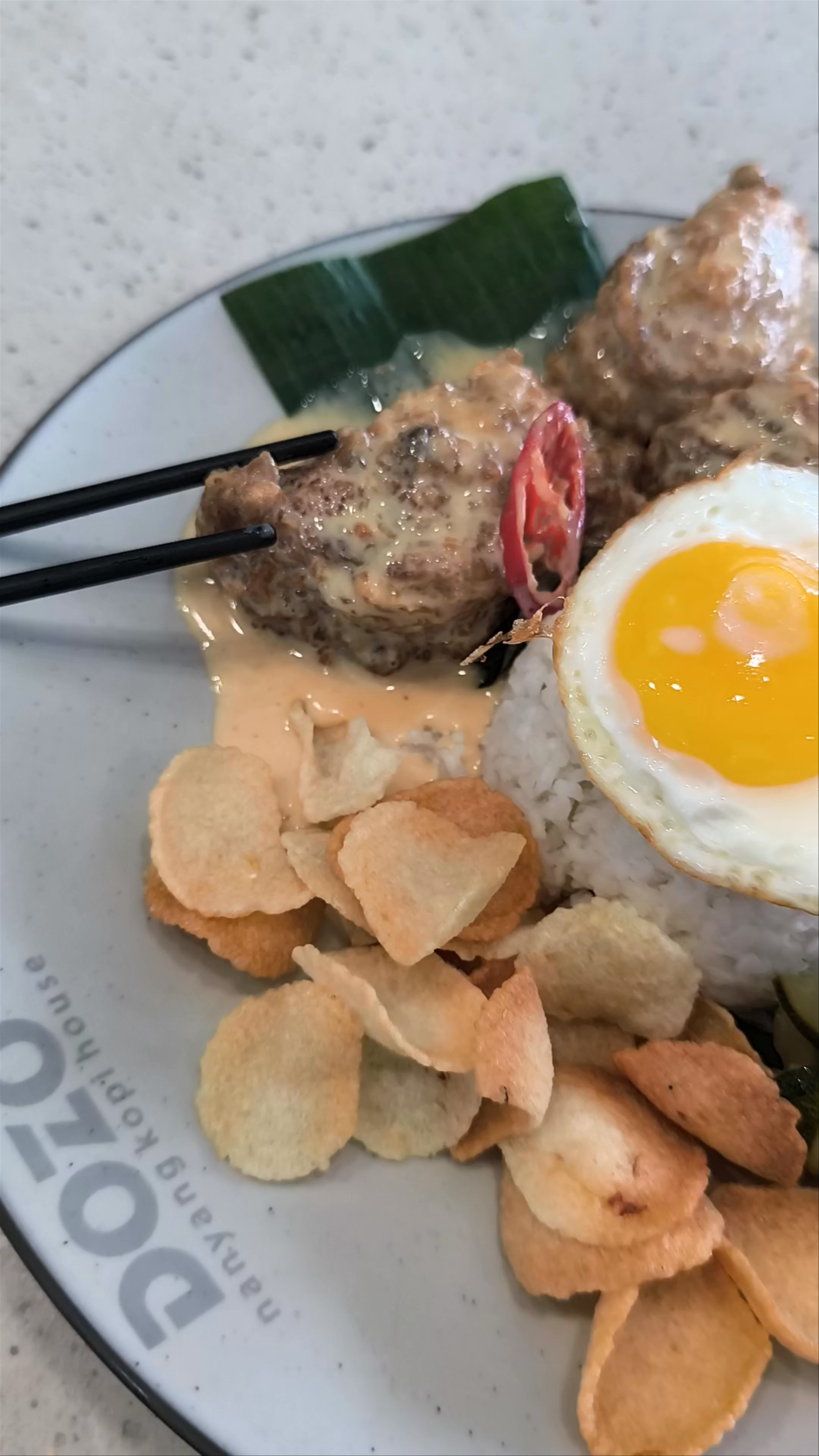 DOZO Nanyang Kopi House Semporna: Authentic Malaysian Flavors in Sabah