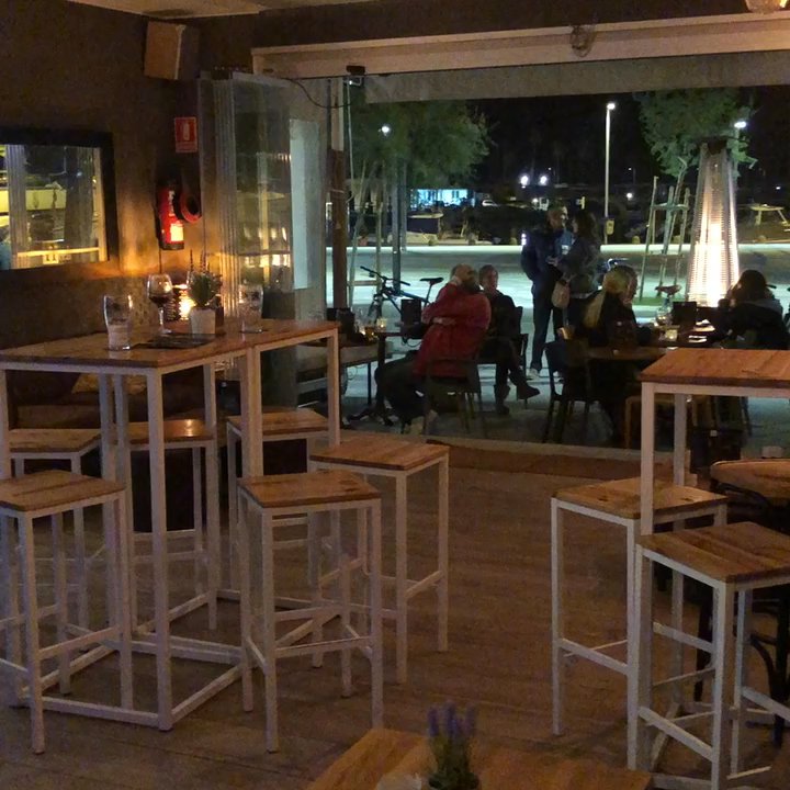 Norai - Lo recomiendo 100%, las atenciones fueron excelentes y los precios buenísimos. - Bars Near Me - Pollença, PM