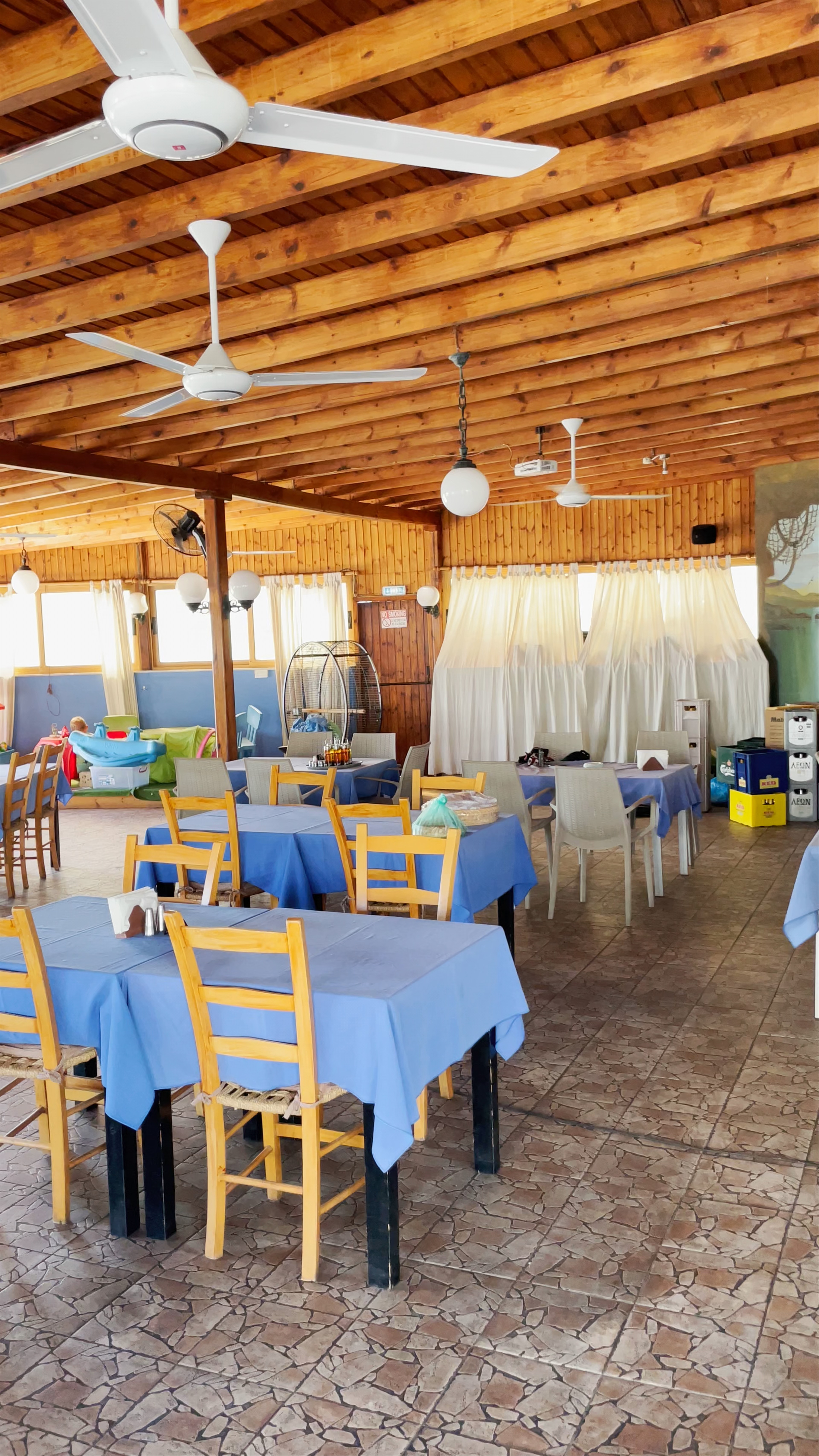 Isaac Fish Tavern: Cozy Seaside Dining in Ayia Napa, Cyprus