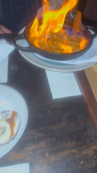 Niu Kitchen - gambas al ajillo - Catalan Near Me - Miami, Florida