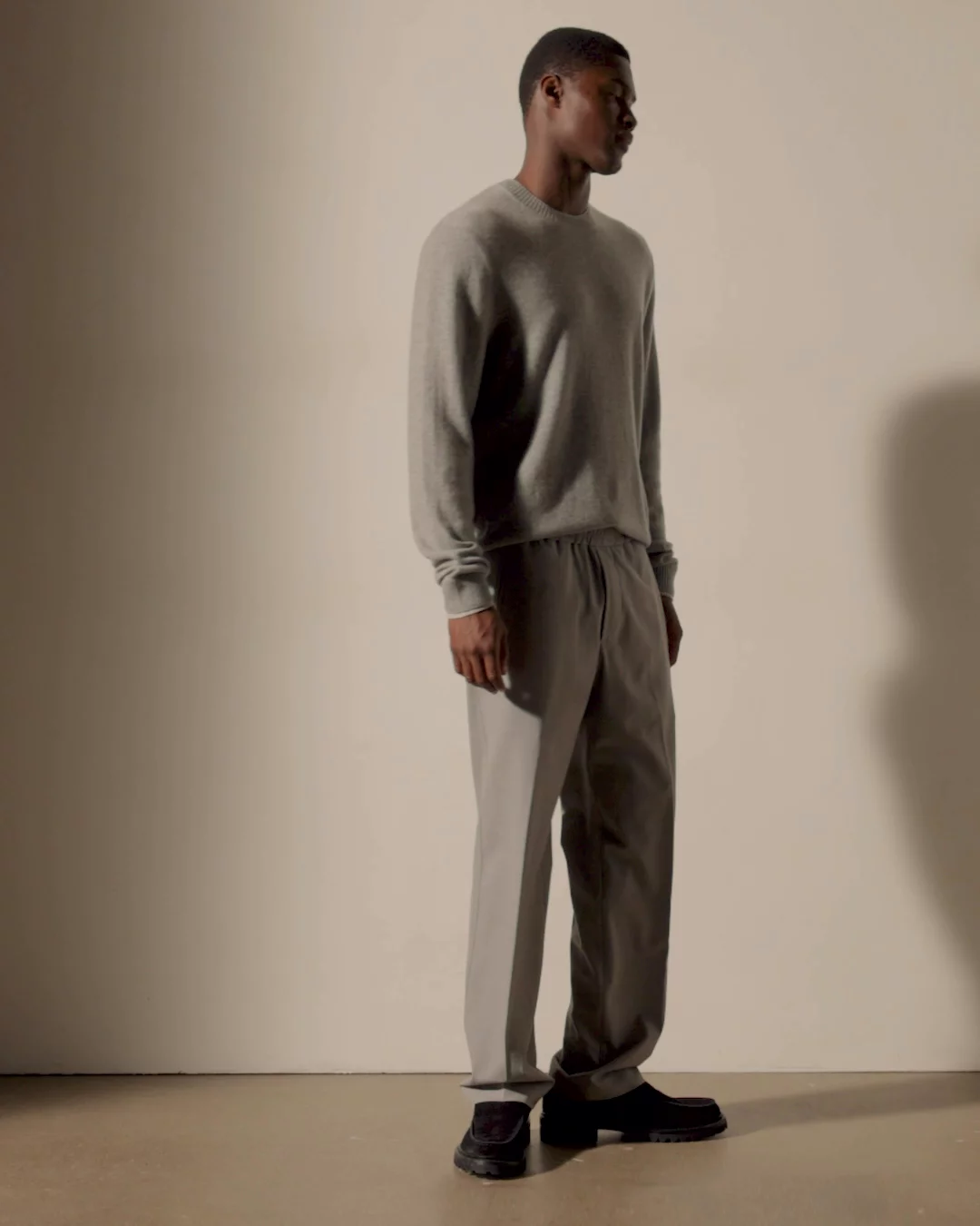 Contrast Trim Cashmere Crew - Heather Grey/Pearl | James Perse Los