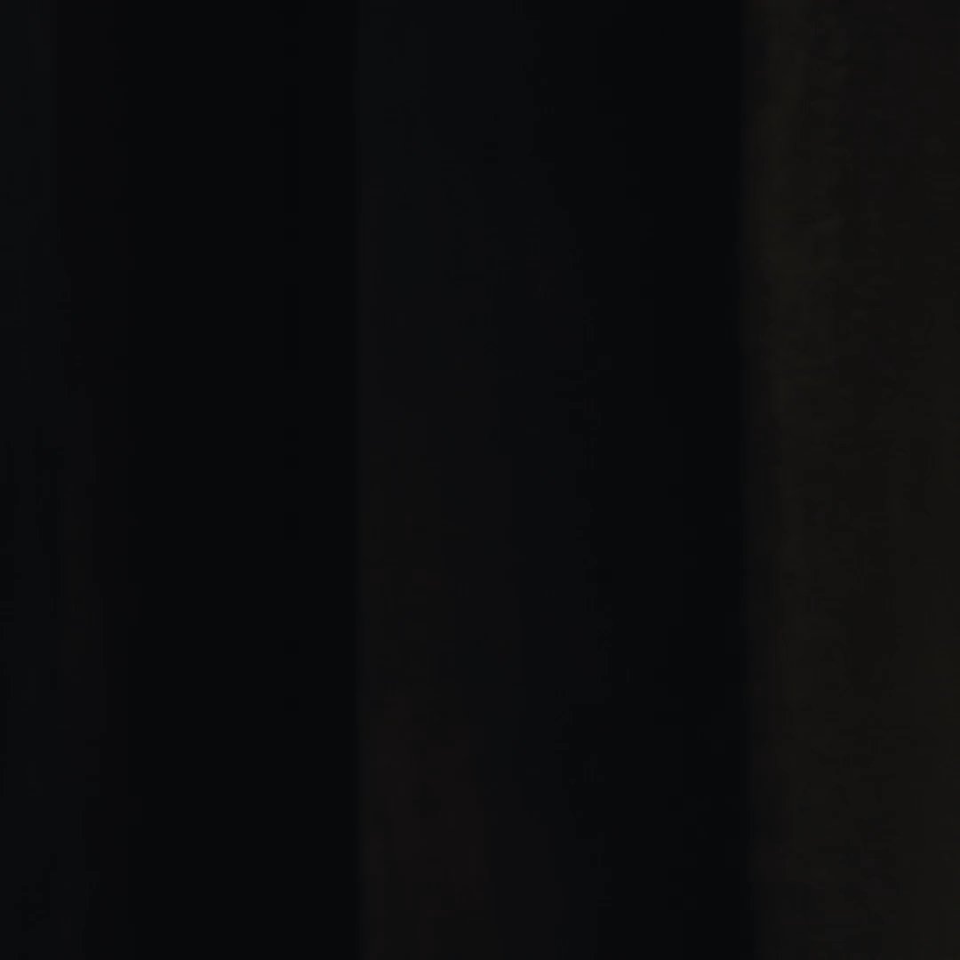H&M SS25 slide thumbnail