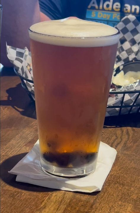 Boathouse Brewpub & Restaurant - A dancing blueberry in a blueberry blonde ale with a side of wings. - Brewpubs Near Me - Ely, Minnesota