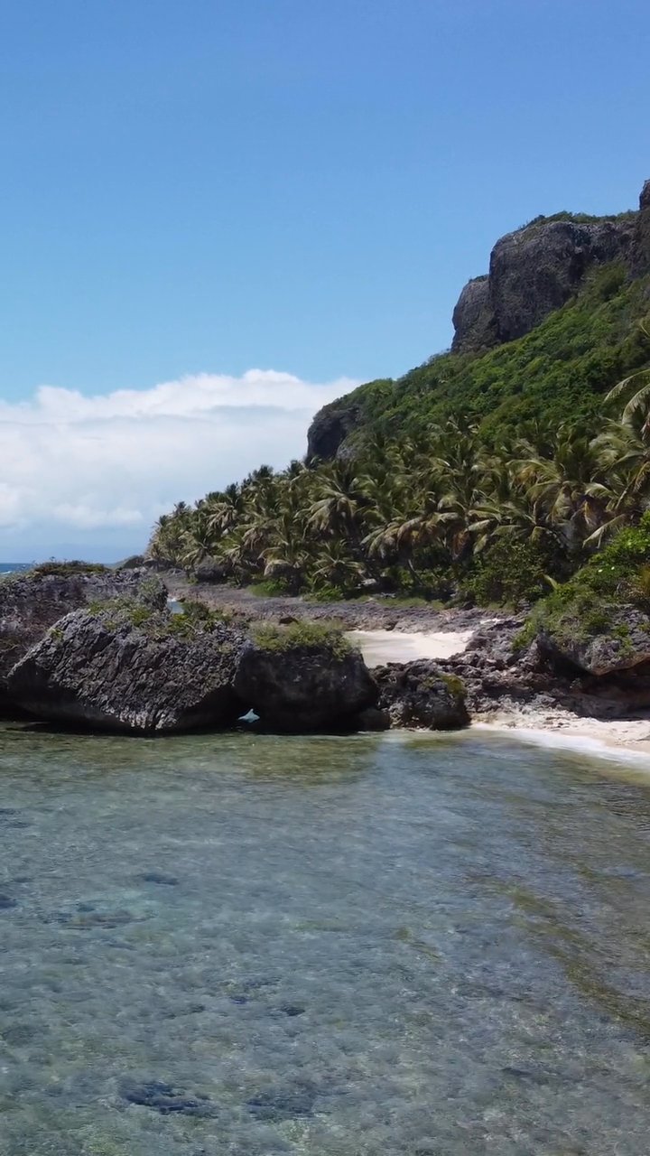 add to the bucket list 🏝️
📍 Bora Bora
🎥 CoolPlaces4K  JC · Pexels
#travel #beach #island #paradise #wanderlust