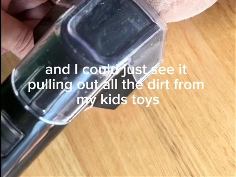 Kids Toy Spot Cleaner video