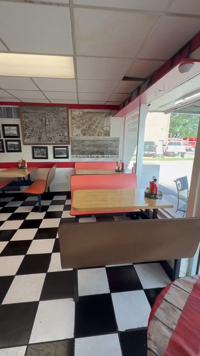 Mytiburger - Indoor seating area - Burgers Near Me - Houston, Texas