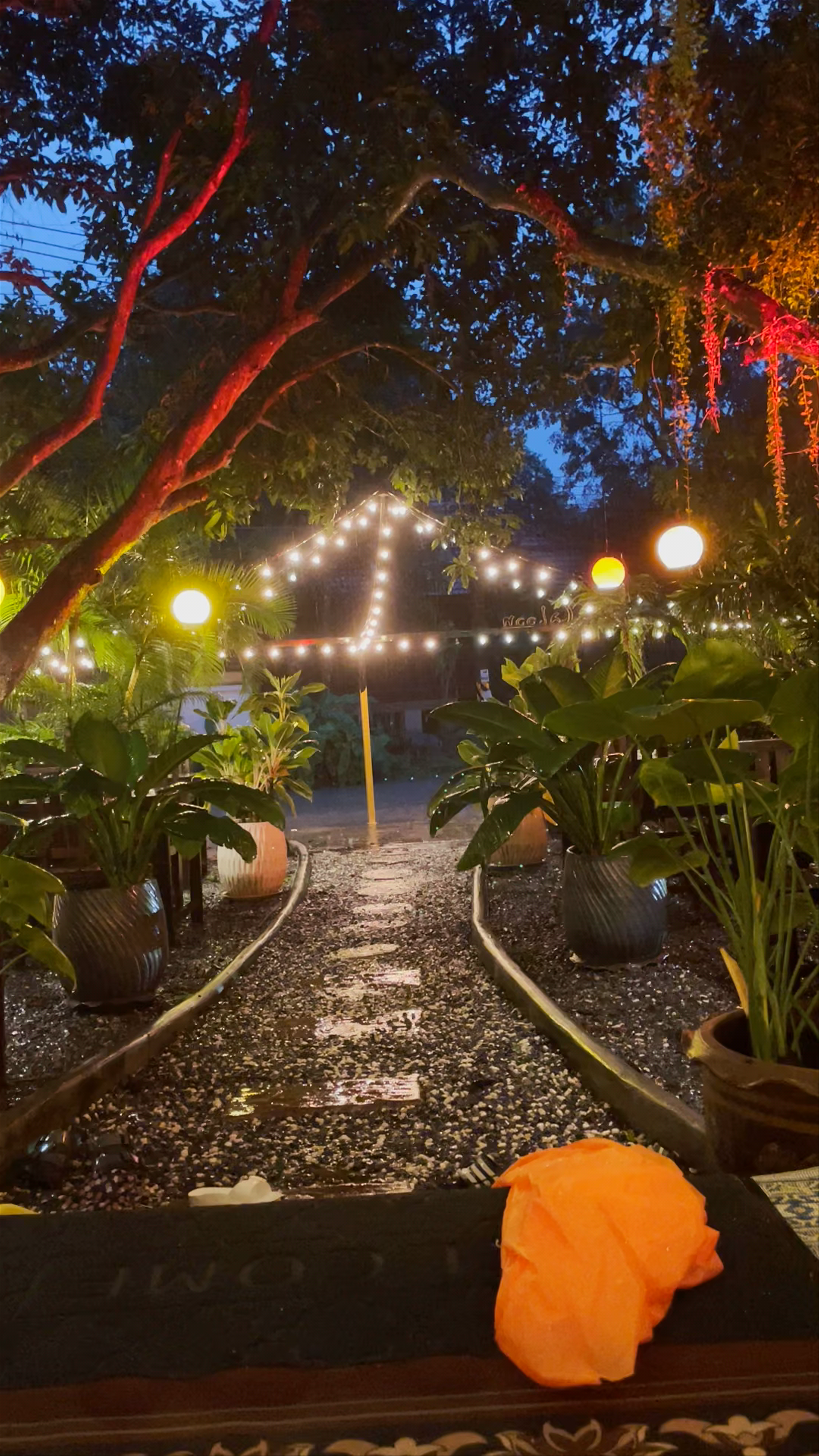 Taboon Restaurant and Cafe