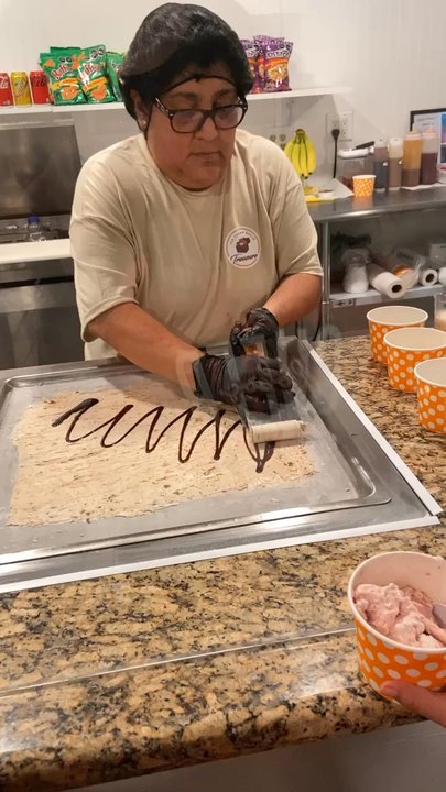 Treasure Ice Cream Rolls - Rolling #7 - Ice Cream & Frozen Yogurt Near Me - El Centro, California