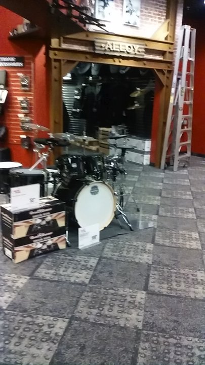 Guitar Center - Musical Instruments & Teachers Near Me - Houston, Texas