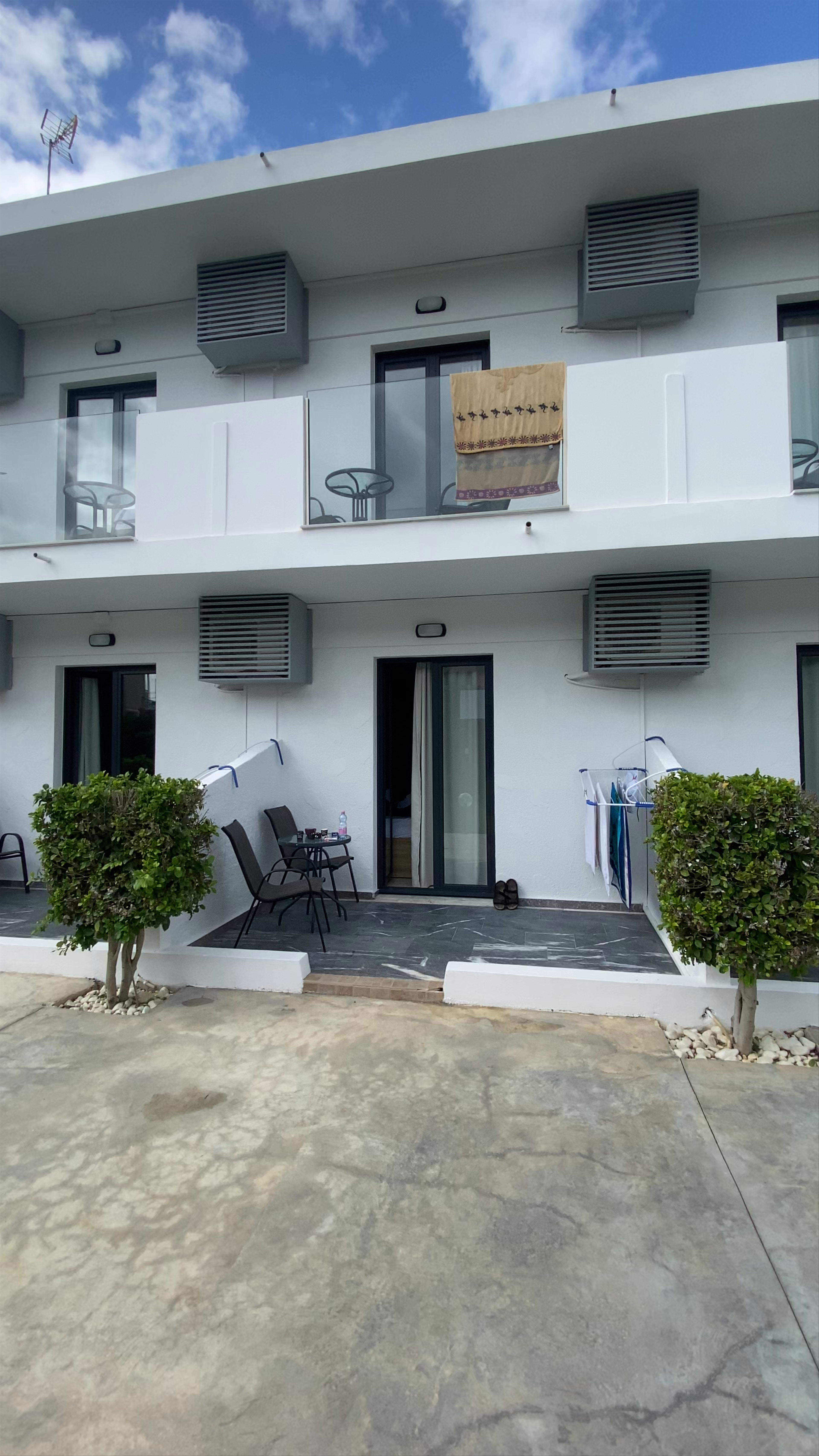 Rooms 48 by Zante Plaza