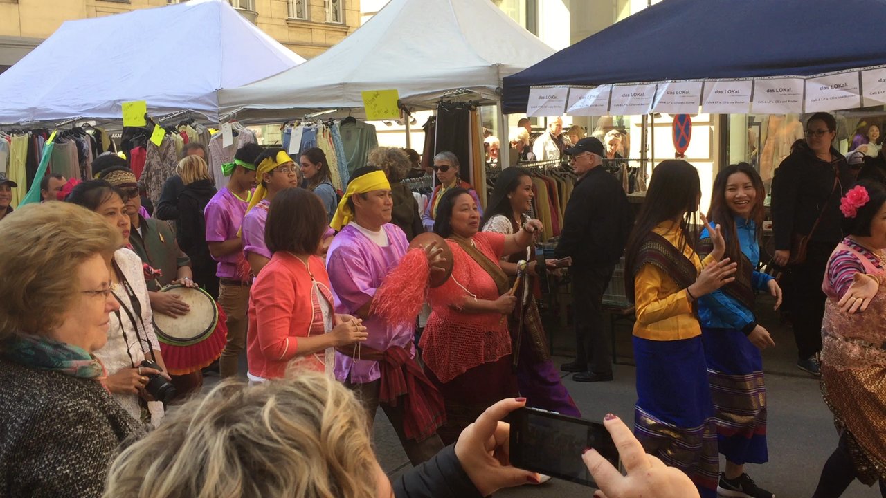 Flohmarkt Neubaugasse - Flea Markets Near Me - Vienna, 9