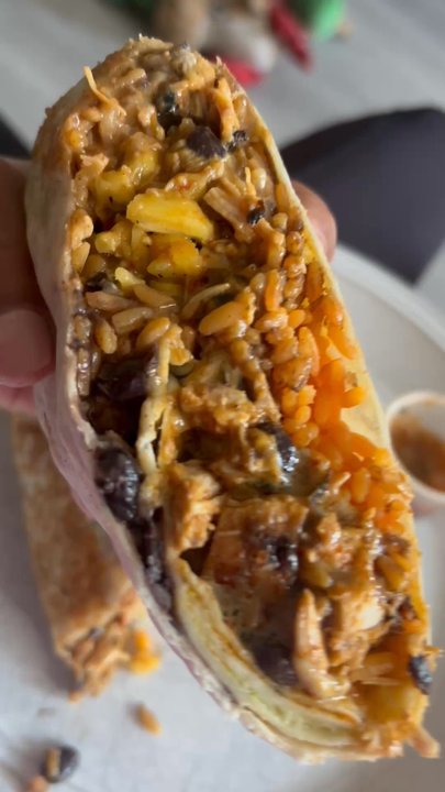 tacoria - Edgewater - There's no visible chicken.  Or anything for that matter. Just a mushy, tasteless mess. Unbelievable! - Mexican Near Me - Edgewater, New Jersey