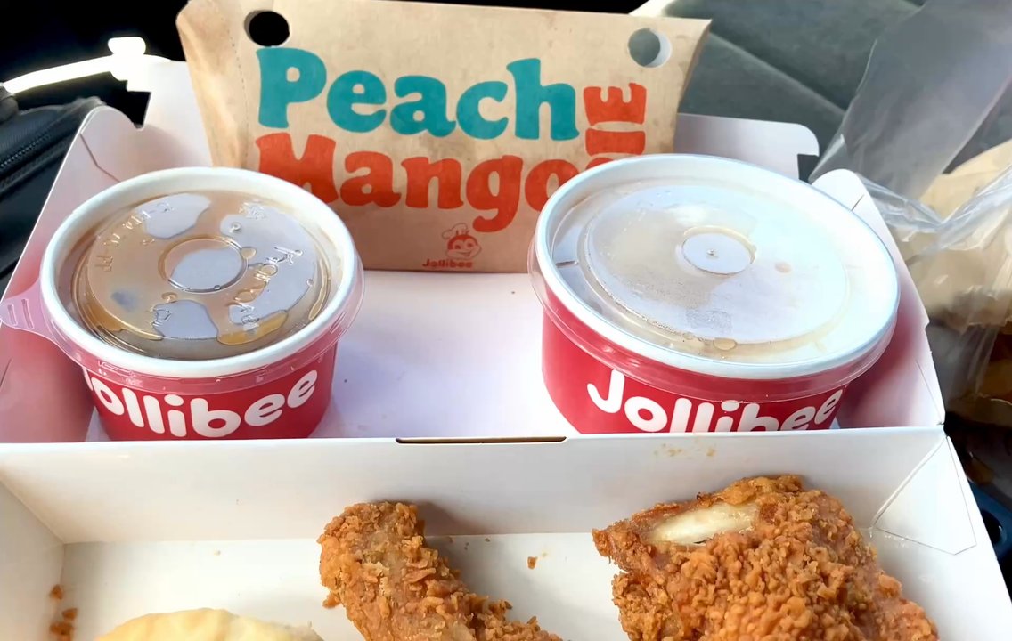Jollibee - 2pc (Spicy) Chickenjoy Meal Deal - Fast Food Near Me - Arlington, Texas