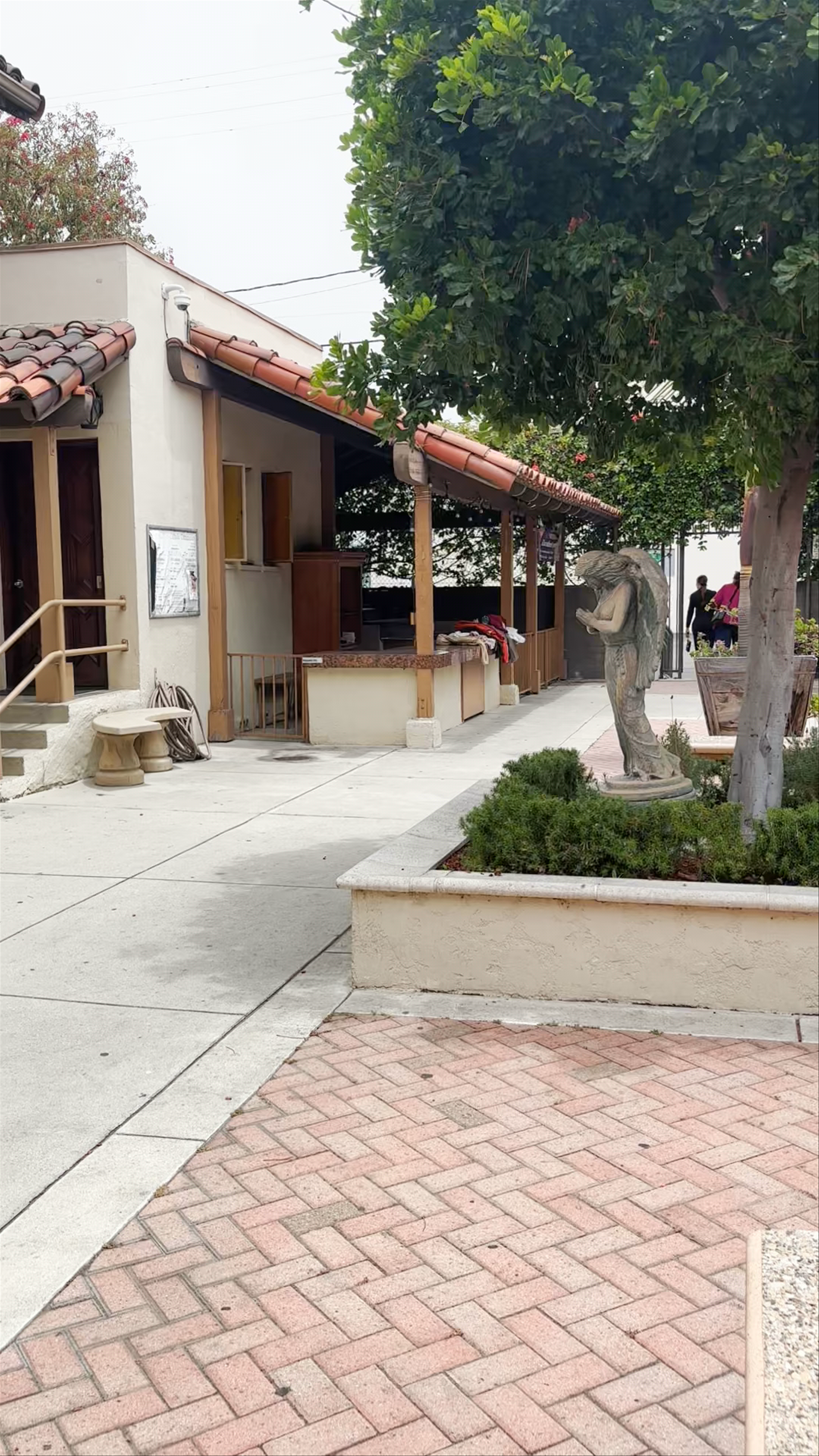 St Anthony Church Courtyard: A Quiet Oasis in Long Beach