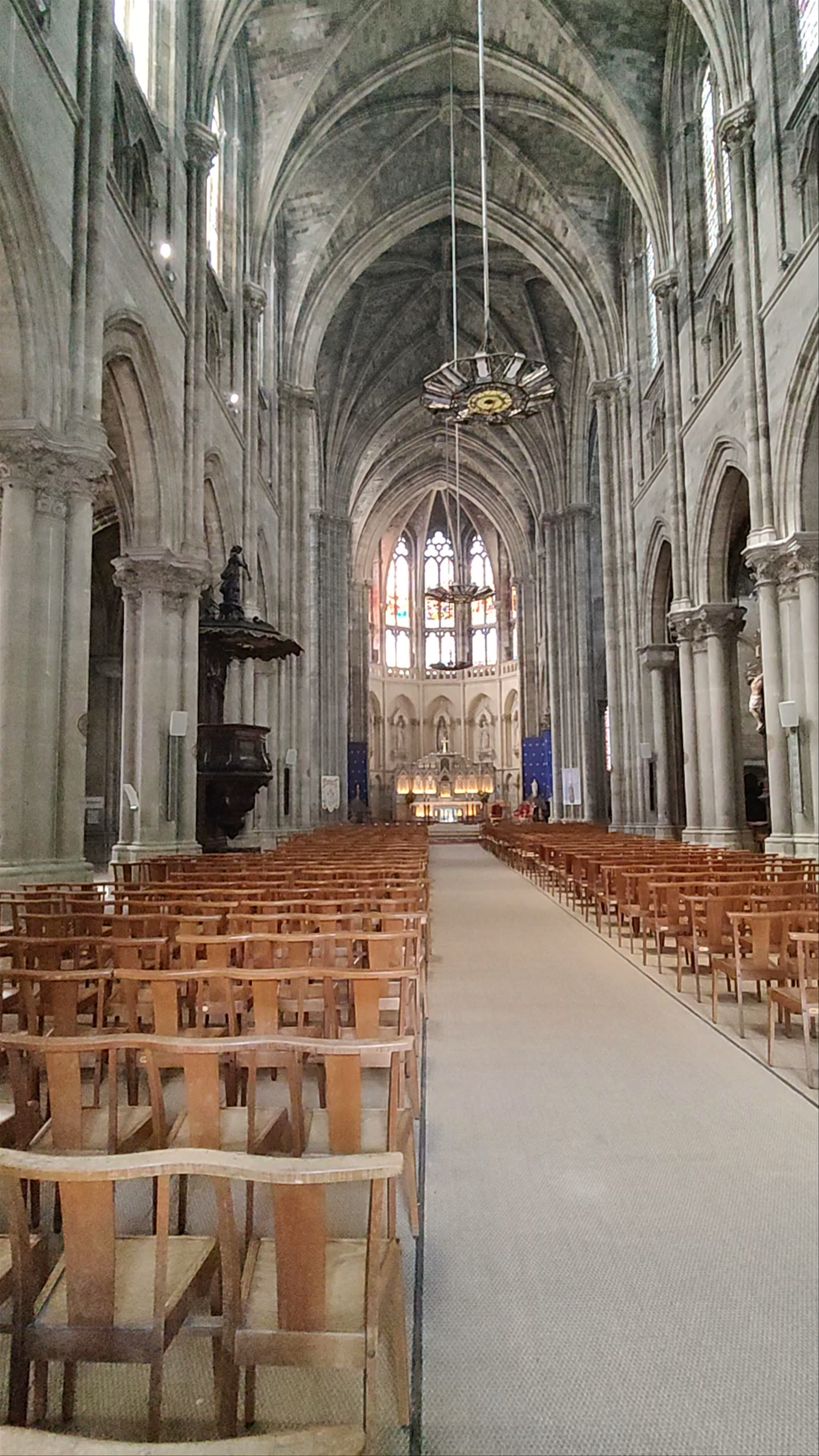 Église Saint-Louis des Chartrons