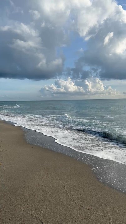 Hobe Sound Beach - Beaches Near Me - Hobe Sound, Florida