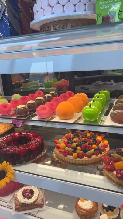 Altadena Bakery - Desserts Near Me - Burbank, California