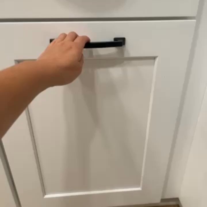 TT Cabinet & Tile - Magic corner cabinet. Kind of difficult to get things in and out of it. - Cabinetry Near Me - Pomona, California