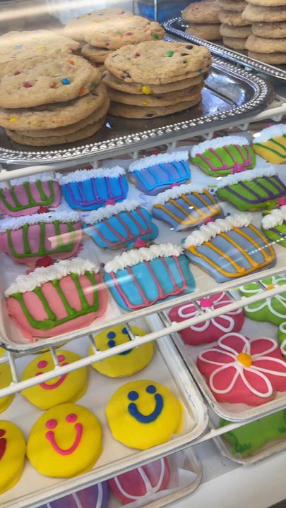 Bello's Bakery - Bakeries Near Me - Des Peres, Missouri