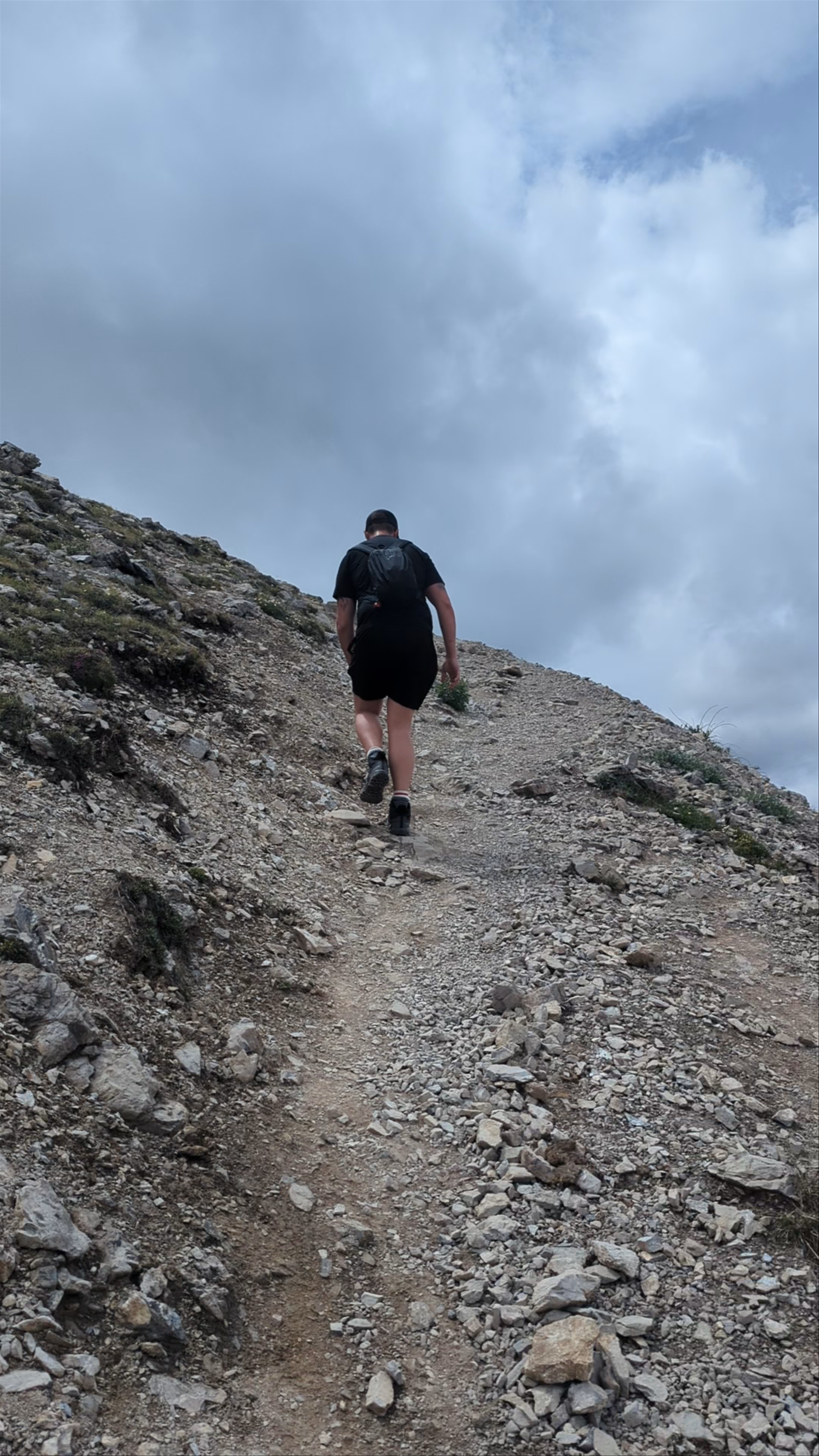 Sulphur Skyline Trail: Breathtaking Alpine Hiking in Alberta Rockies
