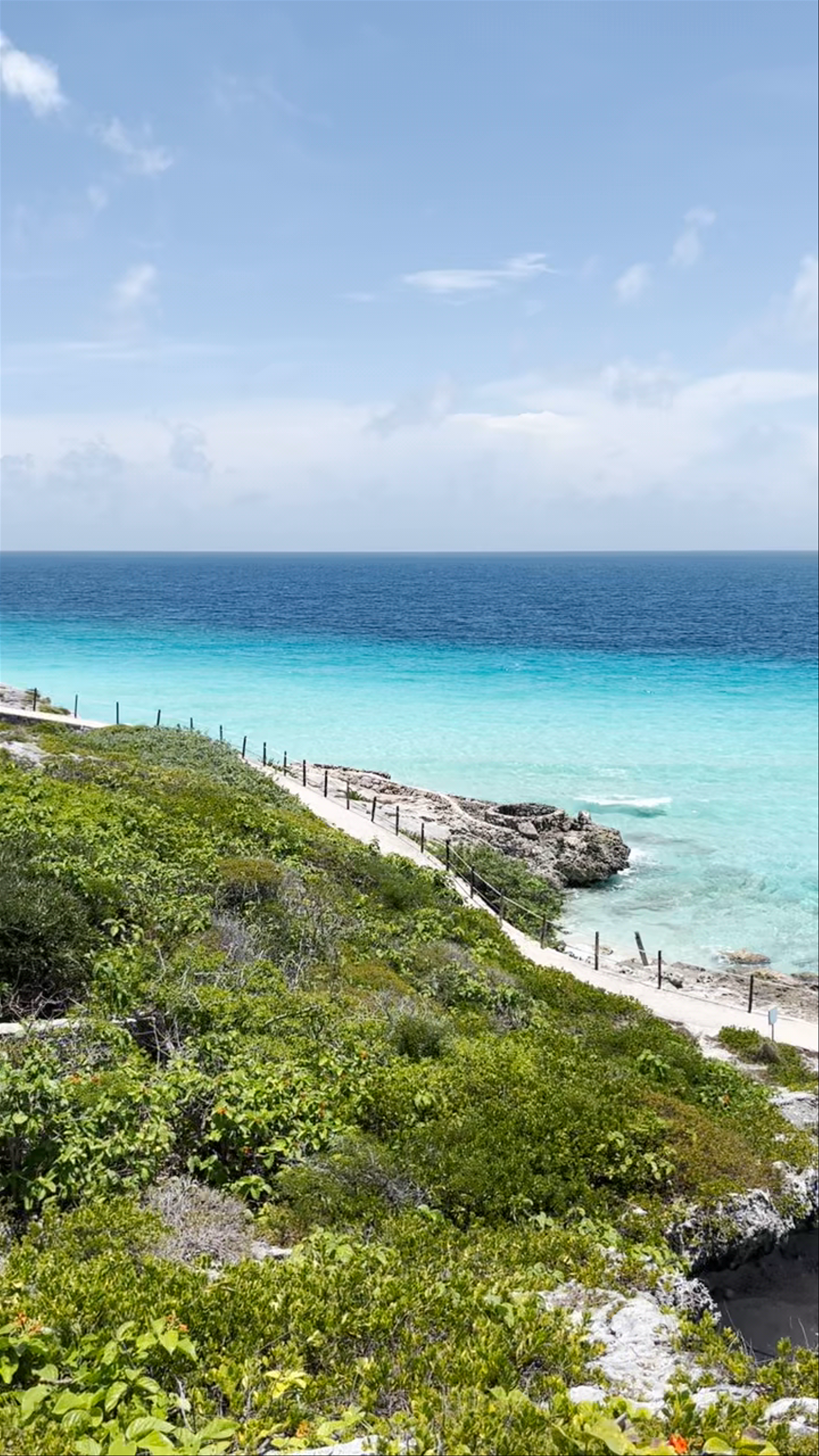 Punta Sur Clifftop Views and Turquoise Waters at Isla Mujeres