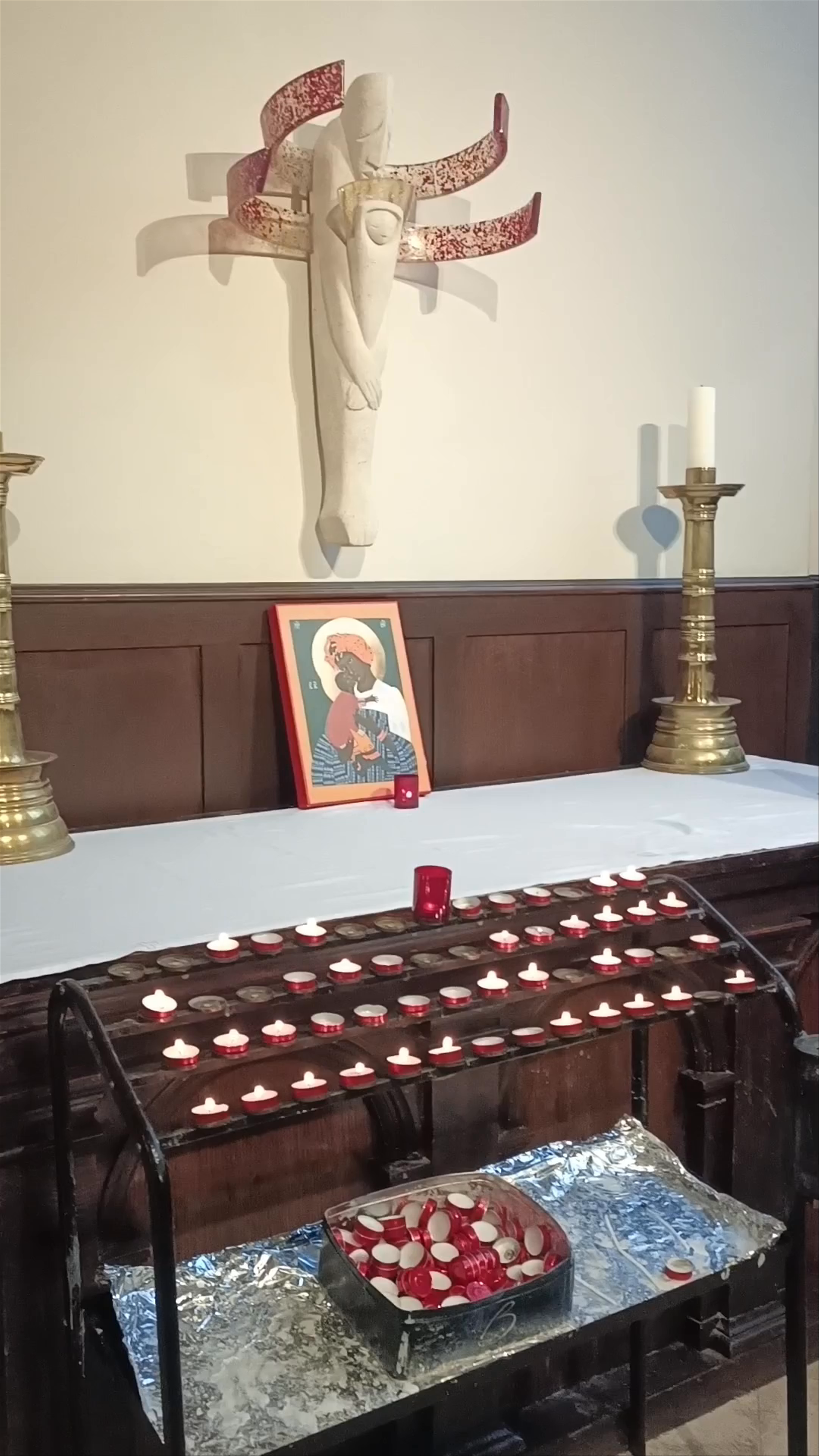 Catedral de San Felipe: Sacred Tranquility in Birmingham