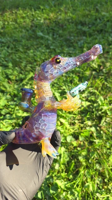 Preview pic of Warwick Gator