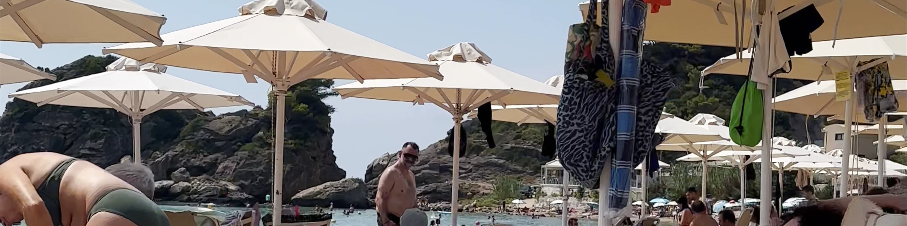 Nagual Beach Bar Restaurant