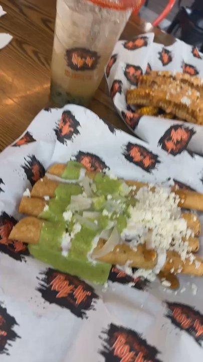 Roll-in Flautas - Tacos Near Me - El Paso, Texas