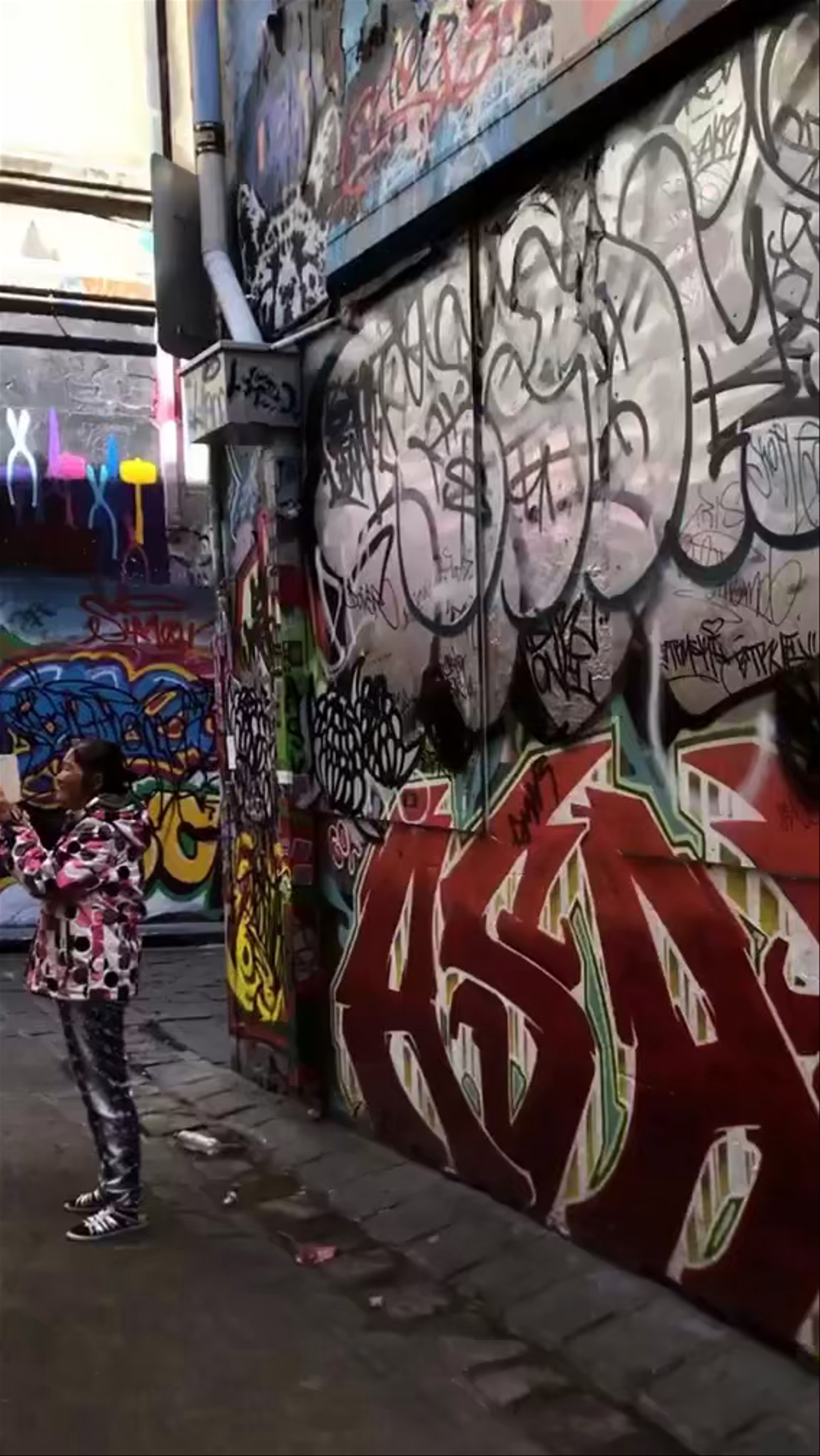 Hosier Lane: Vibrant Street Art in Melbourne