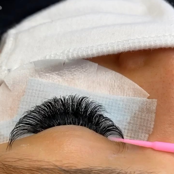 LUX Studio - Eyelash Service Near Me - Kansas City, Missouri