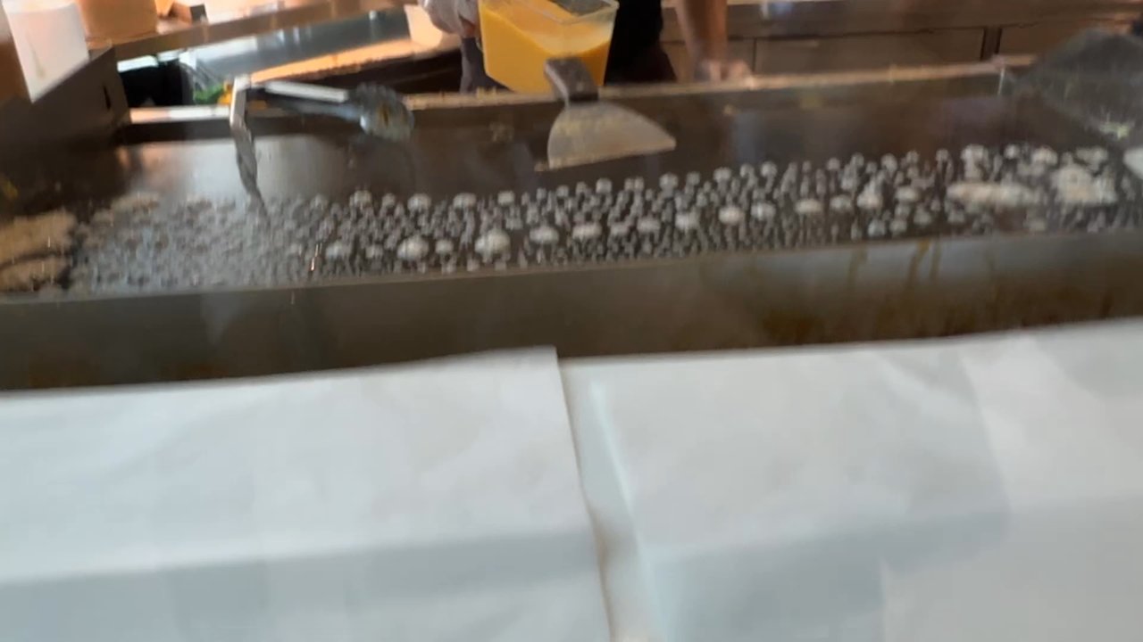 Egg Club - Making of the omlete - Coffee & Tea Near Me - Toronto, Ontario