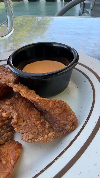 La Birrieria Restaurant - Mexican Near Me - Chicago, Illinois
