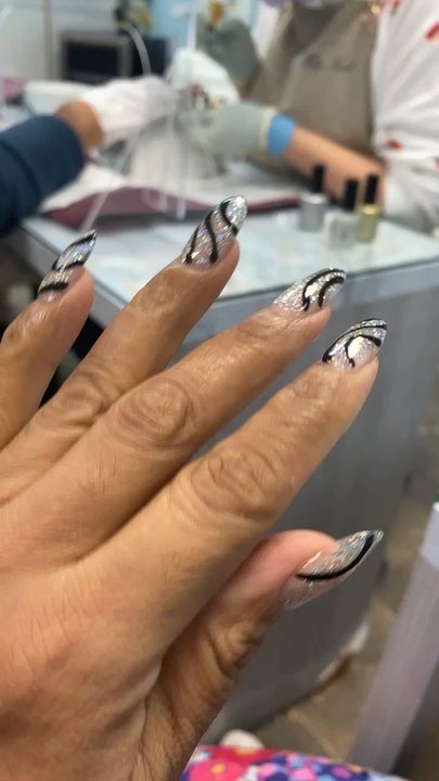 Holy Nails - Nail Salons Near Me - Chicago, Illinois