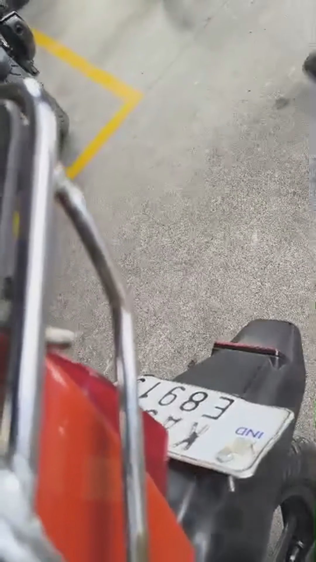 Walk-around video thumbnail